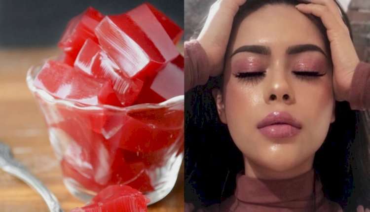 How to Use Ice Cubes to Get Clear and Glowing Skin!