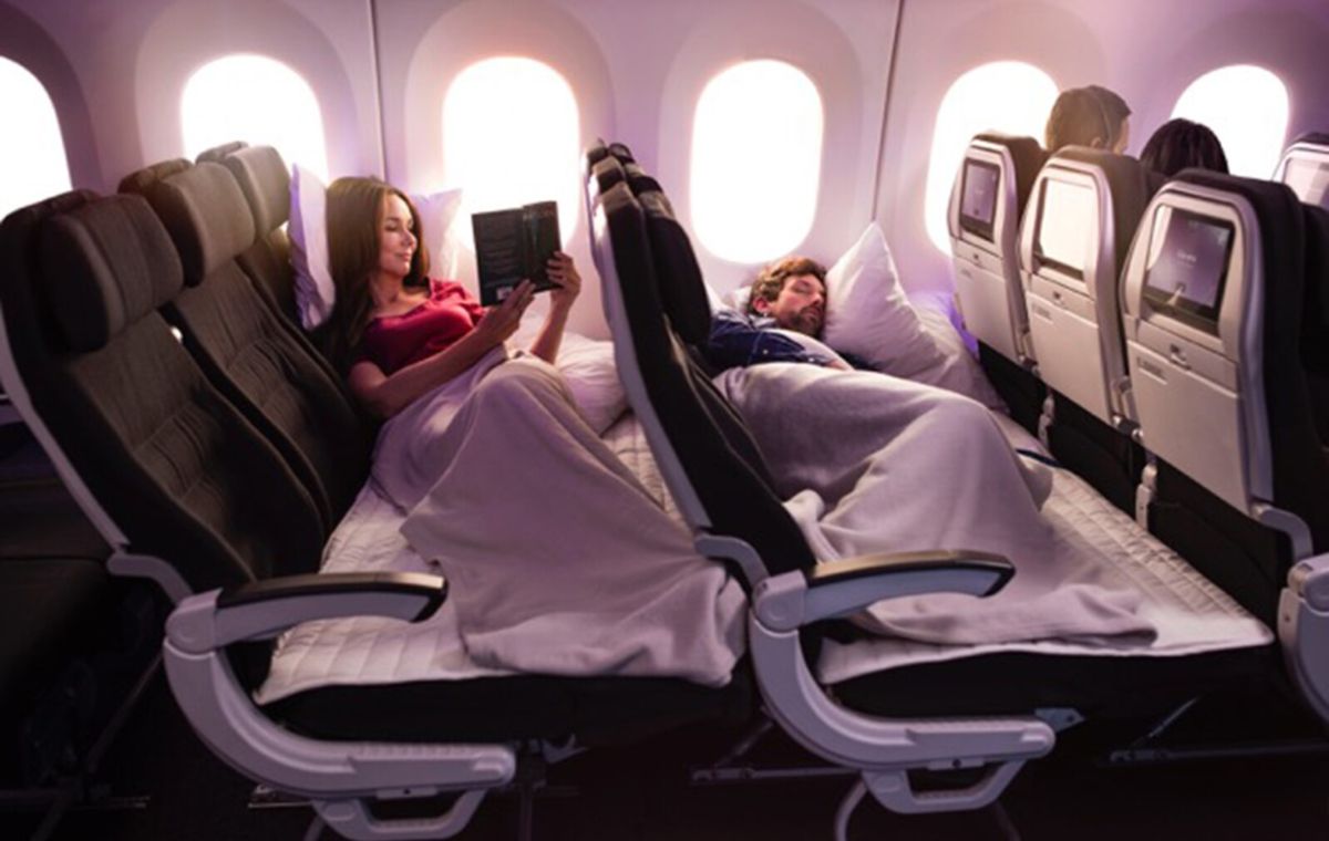 Want to Take Good Sleep On Airplane! Here’s How to Make A Comfortable Bed